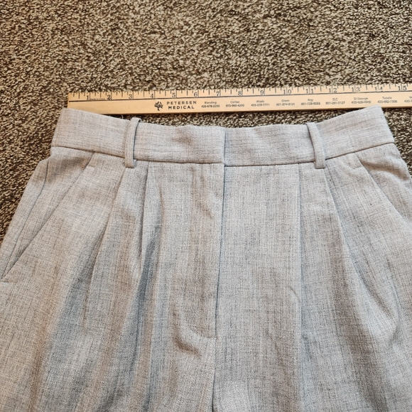 Abercrombie & Fitch Sloane Tailored 4.5” Short Size 28/6 - Picture 6 of 8